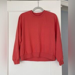 Vuori Sweatshirt size small